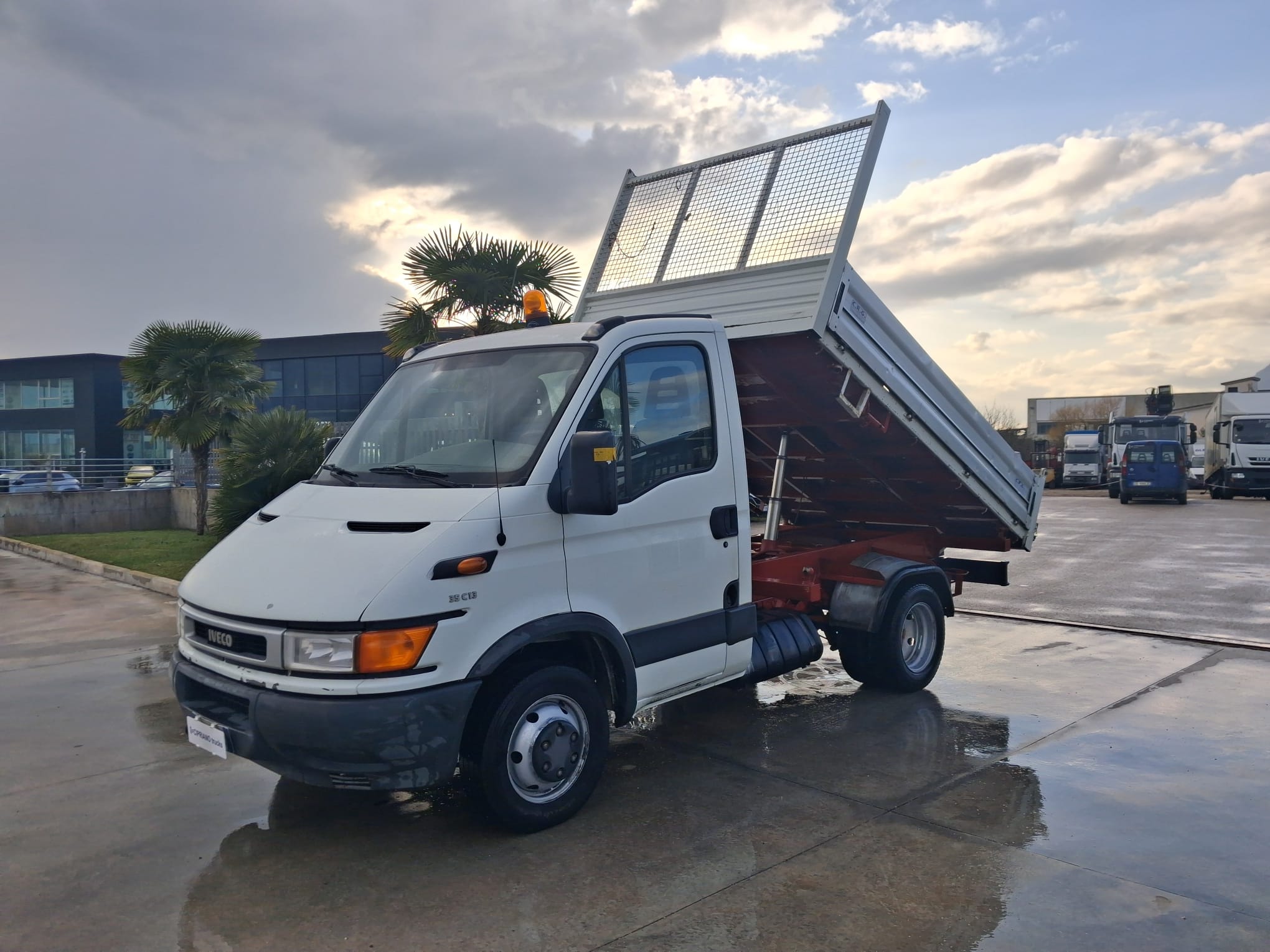 Iveco Daily 35c13 RIBALTABILE PASSO 3000 - immagine 6