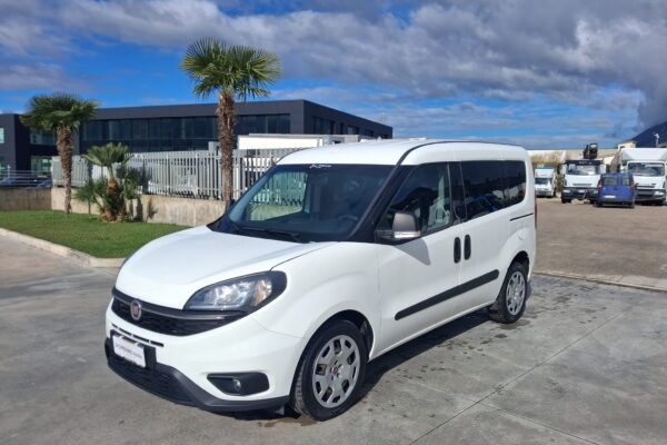 Fiat Doblò Autocarro 5 POSTI - immagine 1
