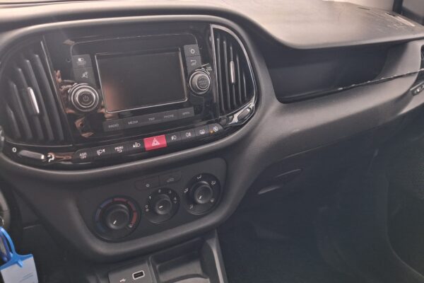 Fiat Doblò Autocarro 5 POSTI - immagine 11