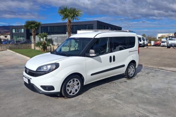 Fiat Doblò Autocarro 5 POSTI - immagine 6