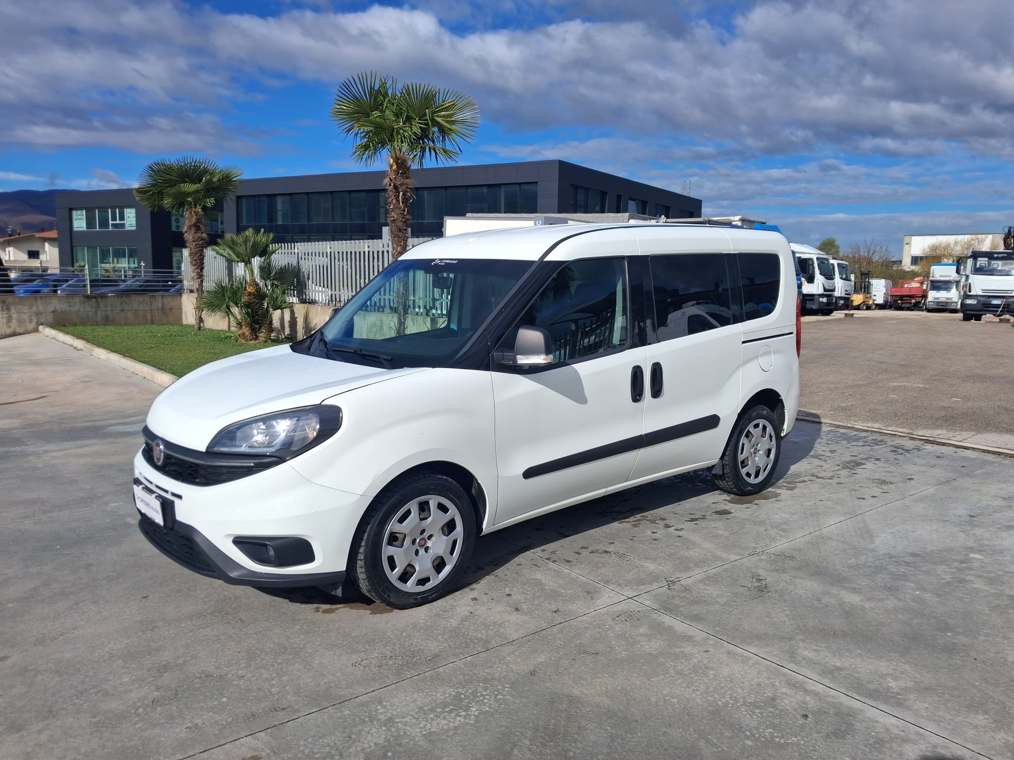 Fiat Doblò Autocarro 5 POSTI - immagine 6