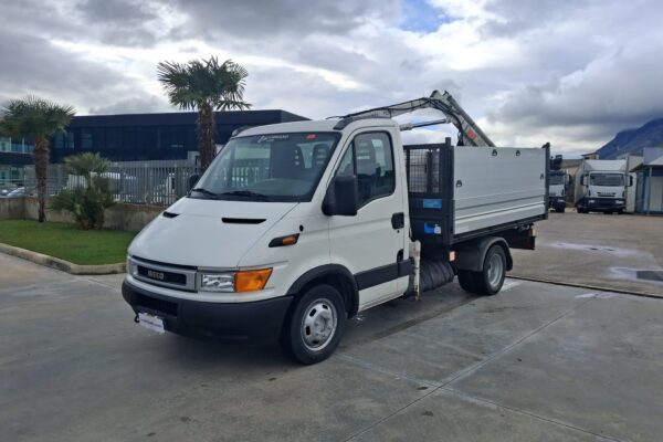 Iveco Daily 35c13 RIBALTABILE E GRU CARICATRICE - immagine 5