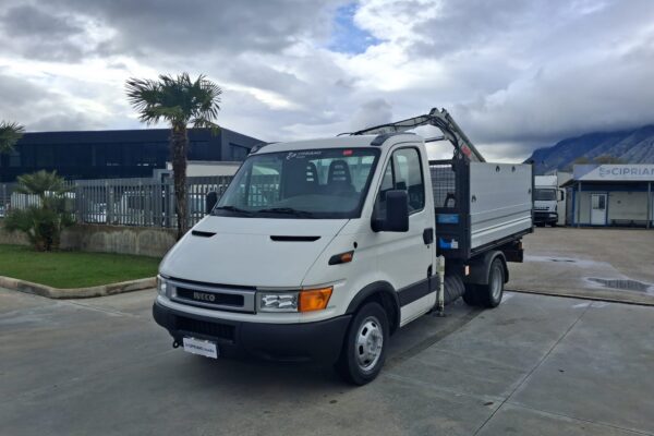 Iveco Daily 35c13 RIBALTABILE E GRU CARICATRICE - immagine 17
