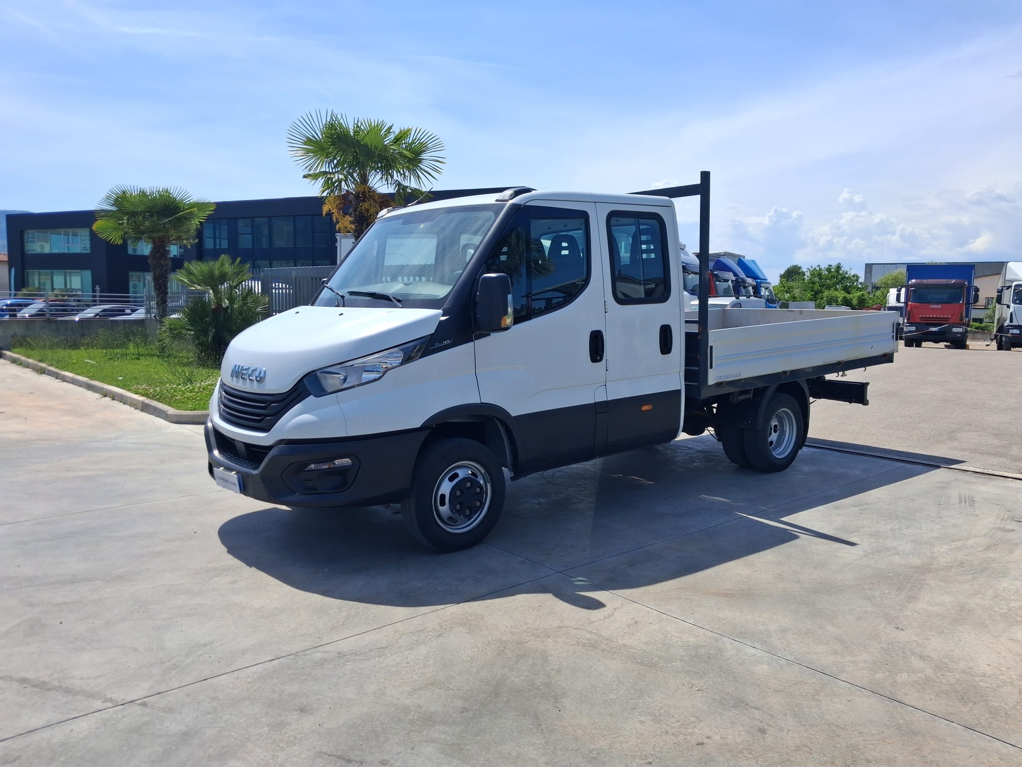 Iveco Daily DOPPIA CABINA CASSONE FISSO KM: 73.794 - immagine 1