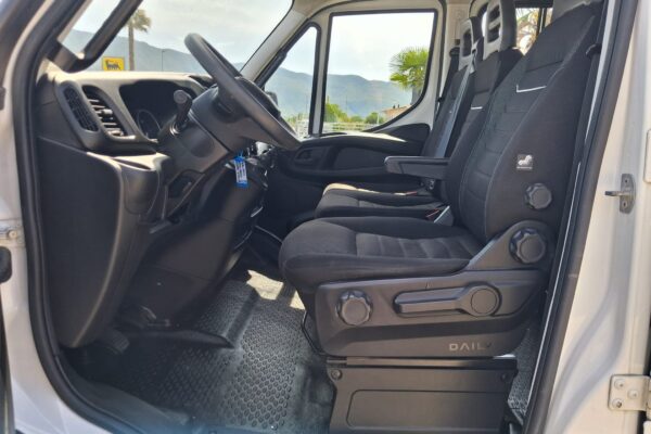 Iveco Daily DOPPIA CABINA CASSONE FISSO KM: 73.794 - immagine 10