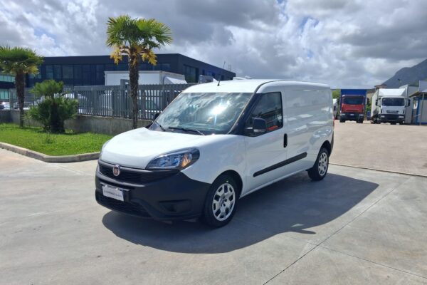 Fiat Doblò Furgonato MAXI 3 POSTI ANNO 2021 - immagine 2