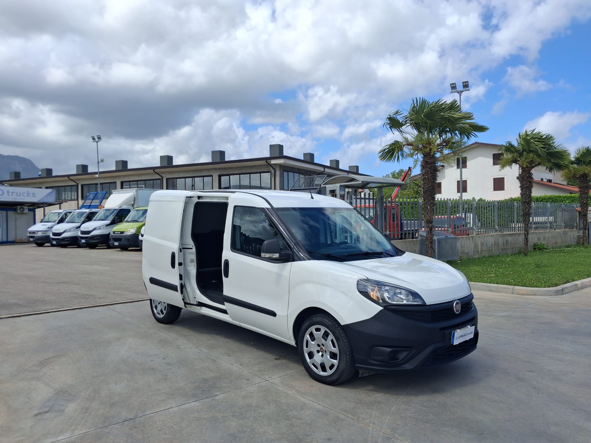 Fiat Doblò Furgonato MAXI 3 POSTI ANNO 2021 - immagine 1