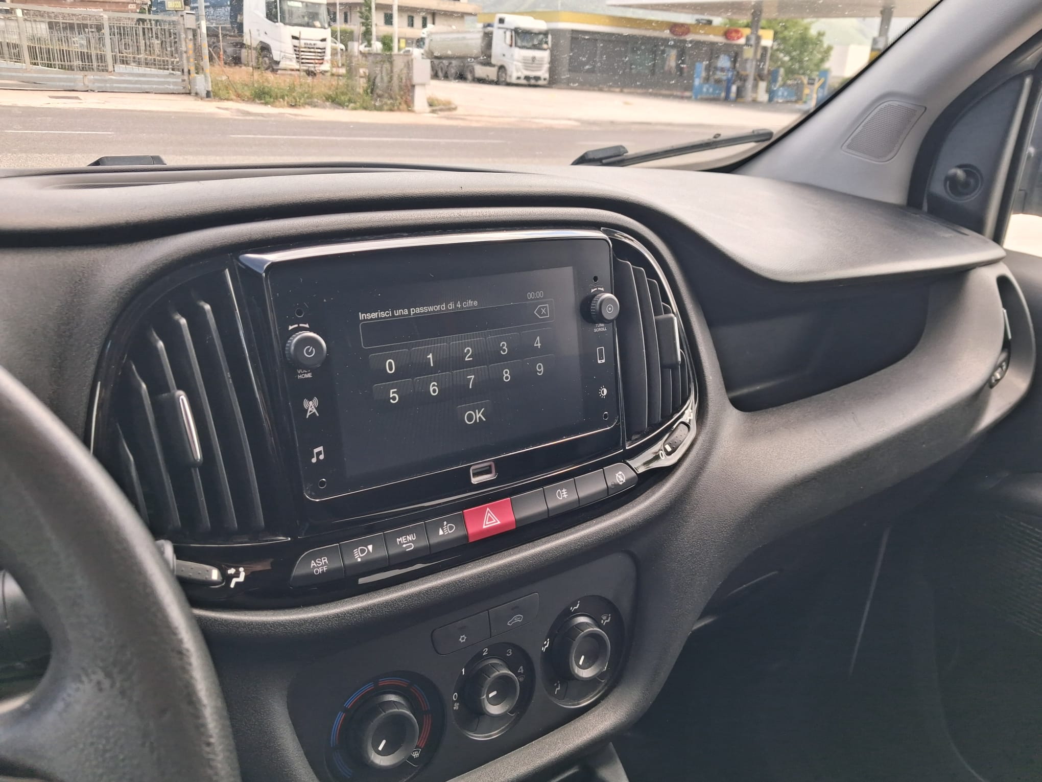 Fiat Doblò Furgonato MAXI 3 POSTI ANNO 2021 - immagine 10