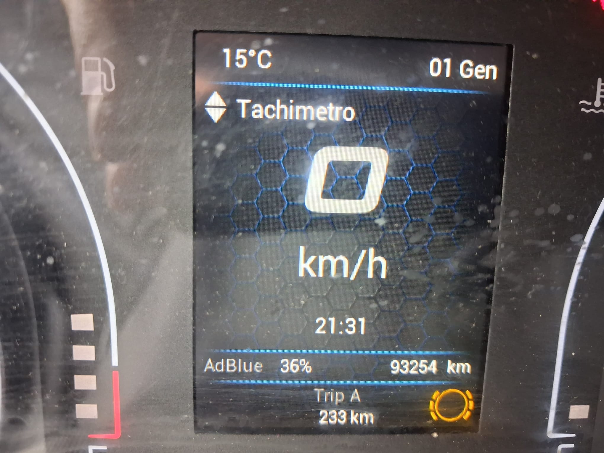 Iveco Daily Furgonato con Sponda KM: 93.254 - immagine 19
