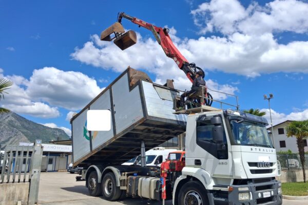 Iveco Stralis 450 CARICATORE MEC E RIBALTABILE - immagine 12
