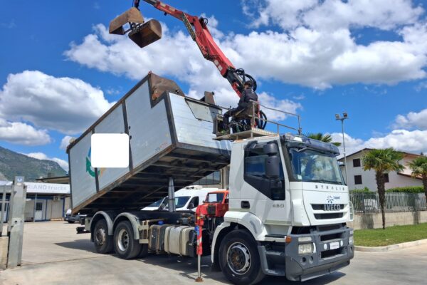 Iveco Stralis 450 CARICATORE MEC E RIBALTABILE - immagine 13