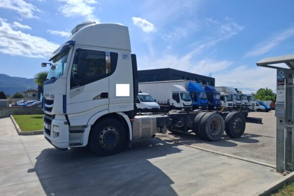 Iveco Stralis 510 XP TELAIO PASSO 4200 - immagine 3