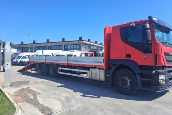 Iveco Stralis CABINA BASSA PIANALE CARRELLONE NUOVO