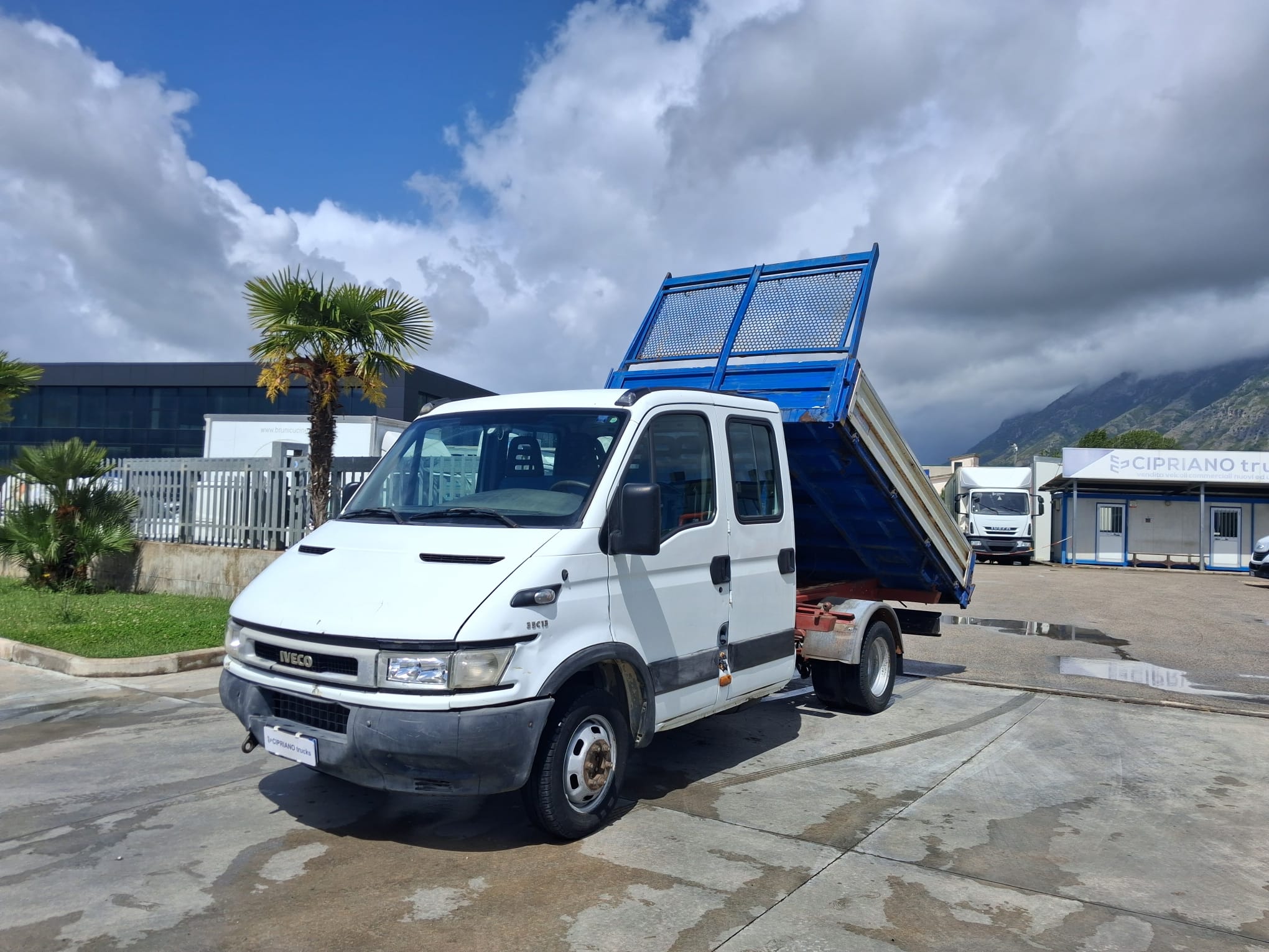 Iveco Daily 35c13 DOPPIA CABINA RIBALTABILE - immagine 2