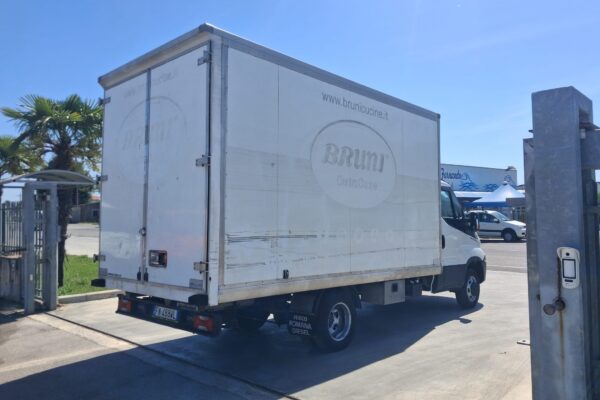 Iveco Daily 35c14 CASSONATO - immagine 6