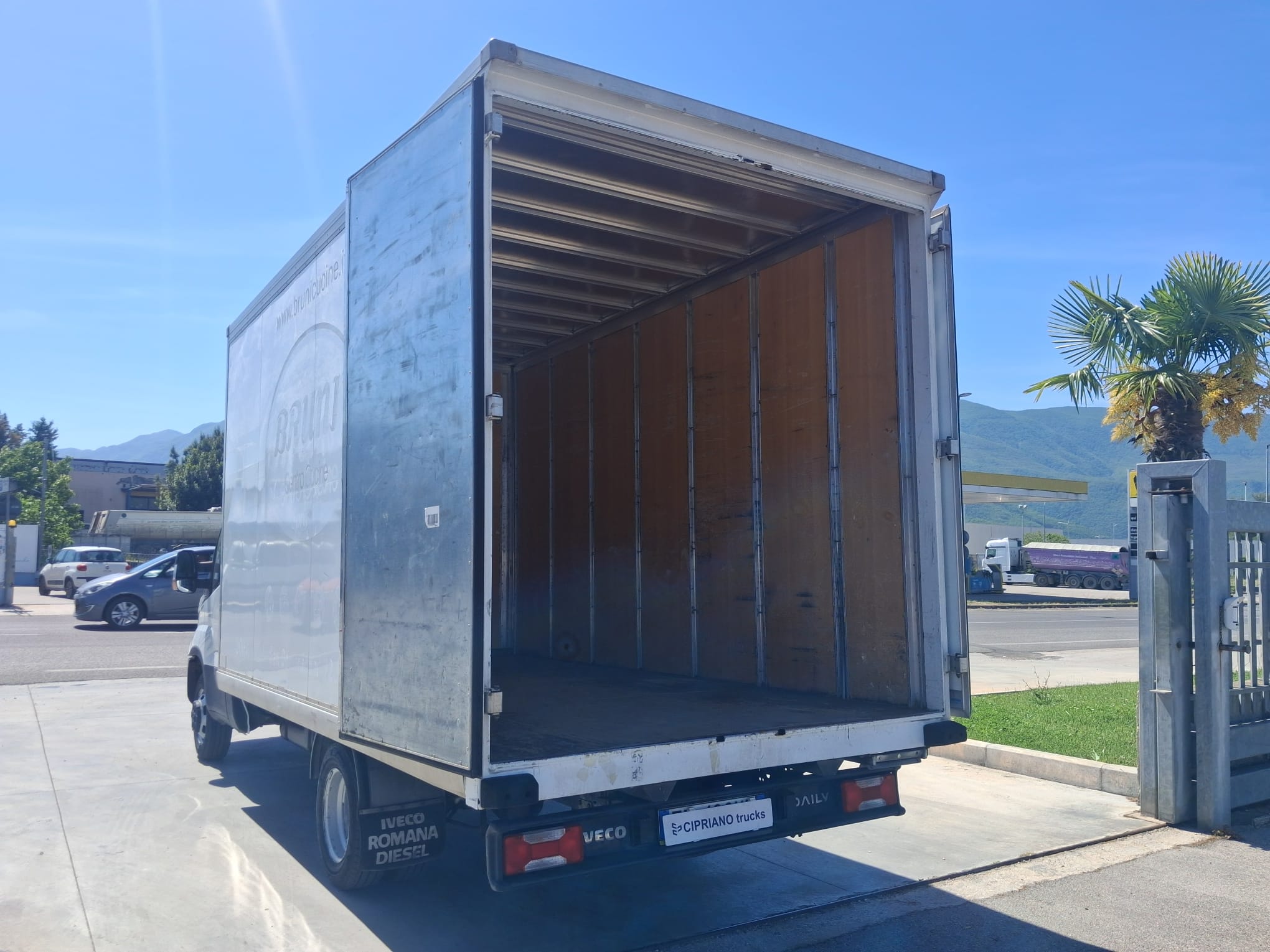 Iveco Daily 35c14 CASSONATO - immagine 10