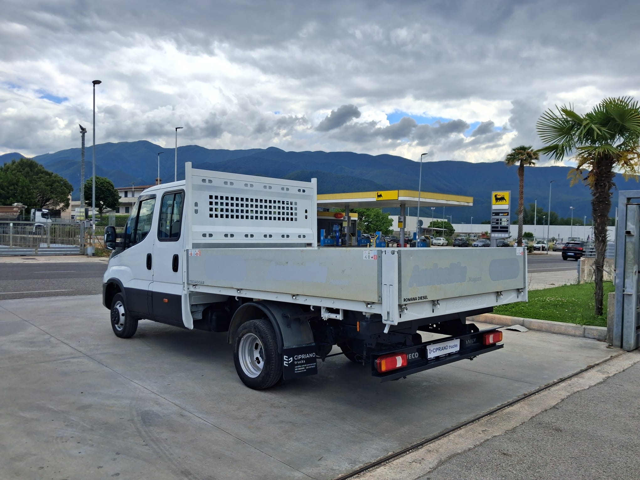 Iveco Daily Doppia Cabina Ribaltabile ANNO 2023 - immagine 2
