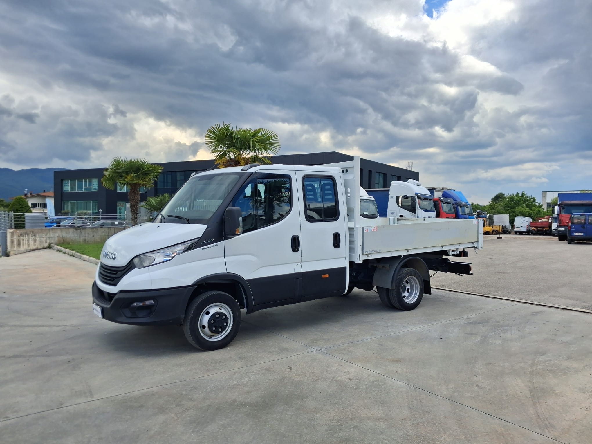 Iveco Daily Doppia Cabina Ribaltabile ANNO 2023 - immagine 16