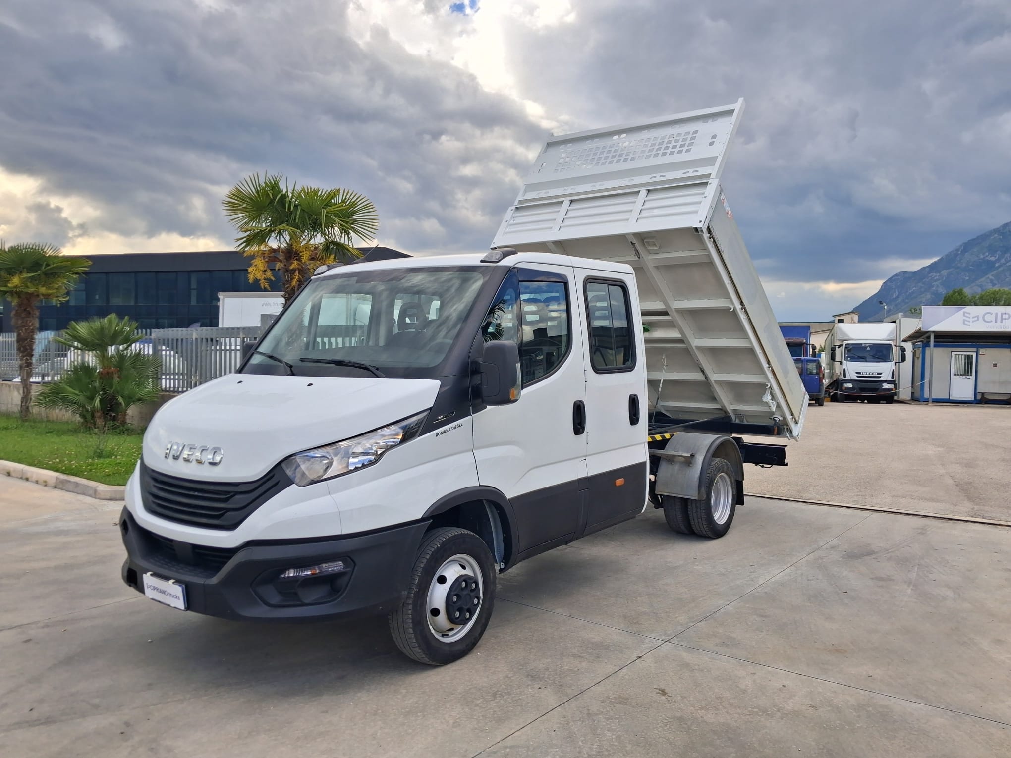 Iveco Daily Doppia Cabina Ribaltabile ANNO 2023 - immagine 9