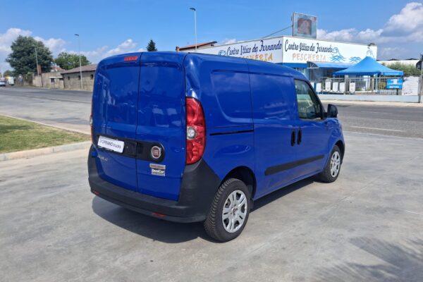 Fiat Doblò Furgonato ANNO 2022 PARI AL NUOVO - immagine 2