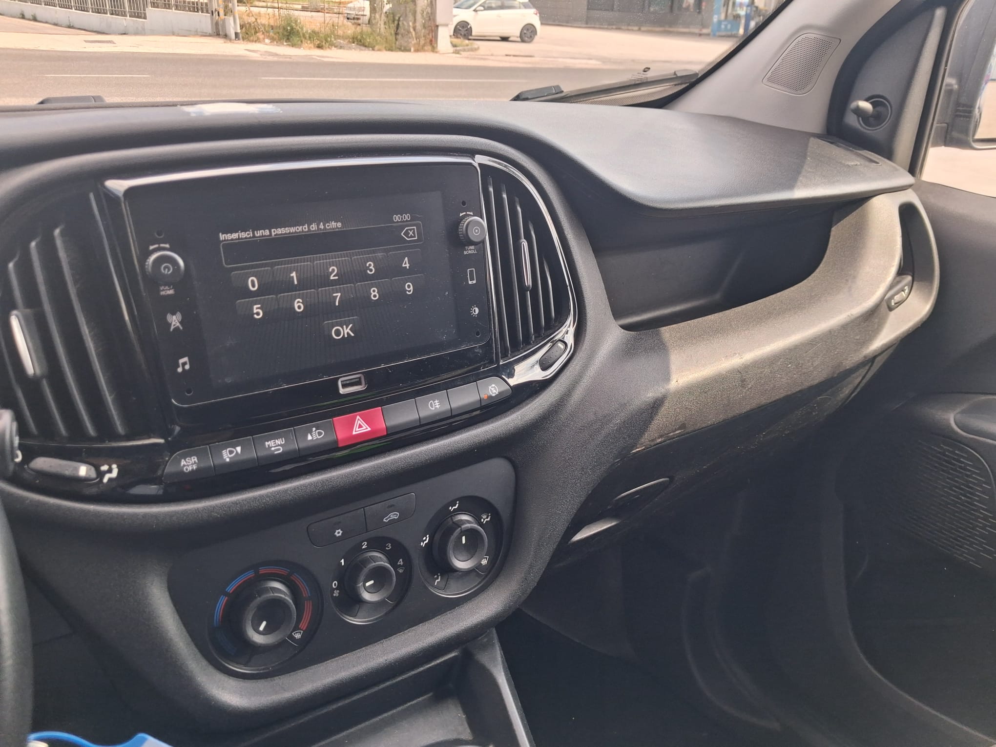 Fiat Doblò Furgonato ANNO 2022 PARI AL NUOVO - immagine 7