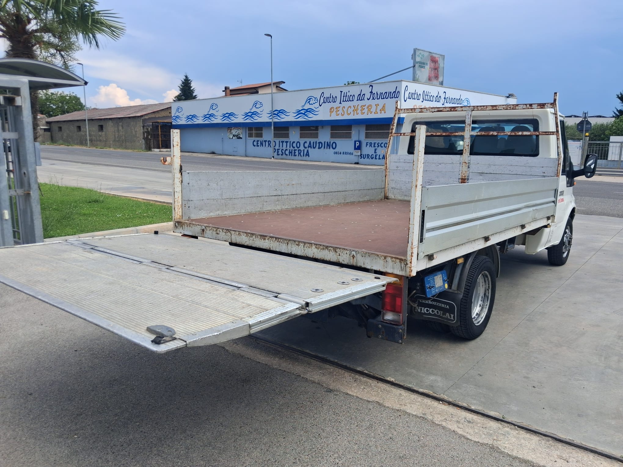 Ford Transit CASSONE FISSO CON SPONDA - immagine 8