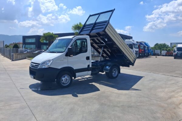 Iveco Daily RIBALTABILE TRILATERALE - immagine 12