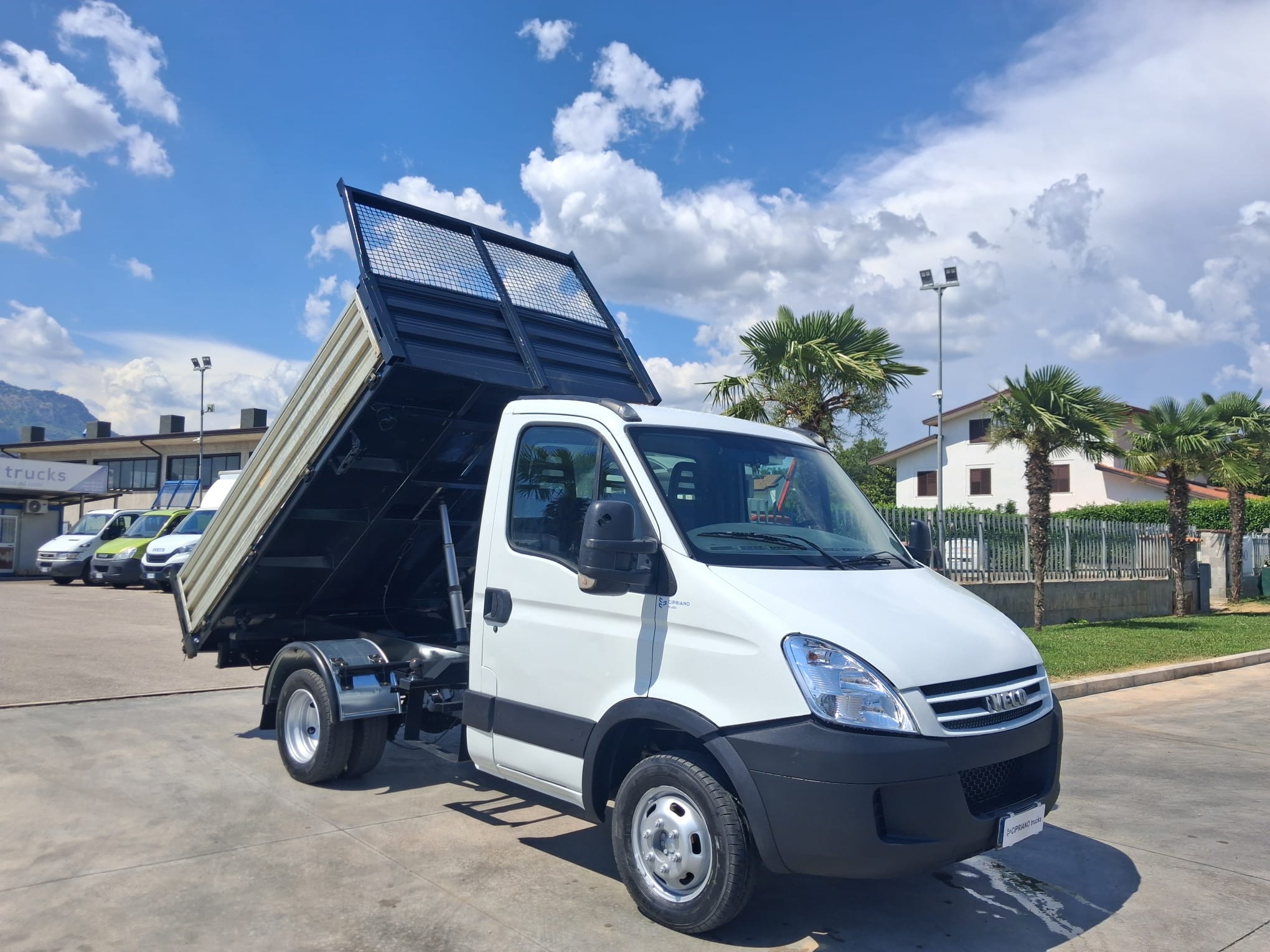 Iveco Daily RIBALTABILE TRILATERALE - immagine 18