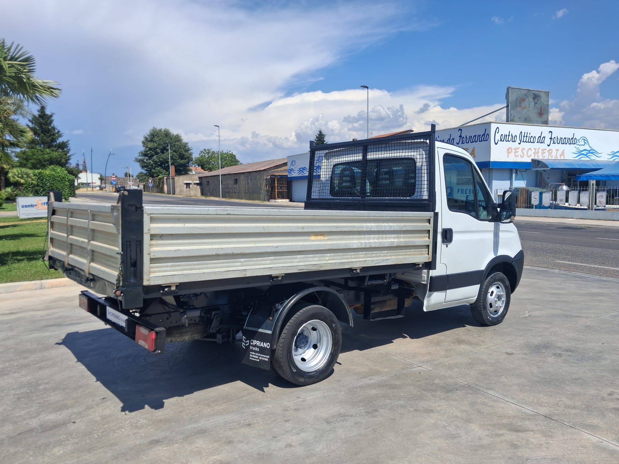 Iveco Daily RIBALTABILE TRILATERALE - immagine 7
