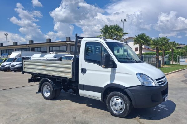 Iveco Daily RIBALTABILE TRILATERALE - immagine 8