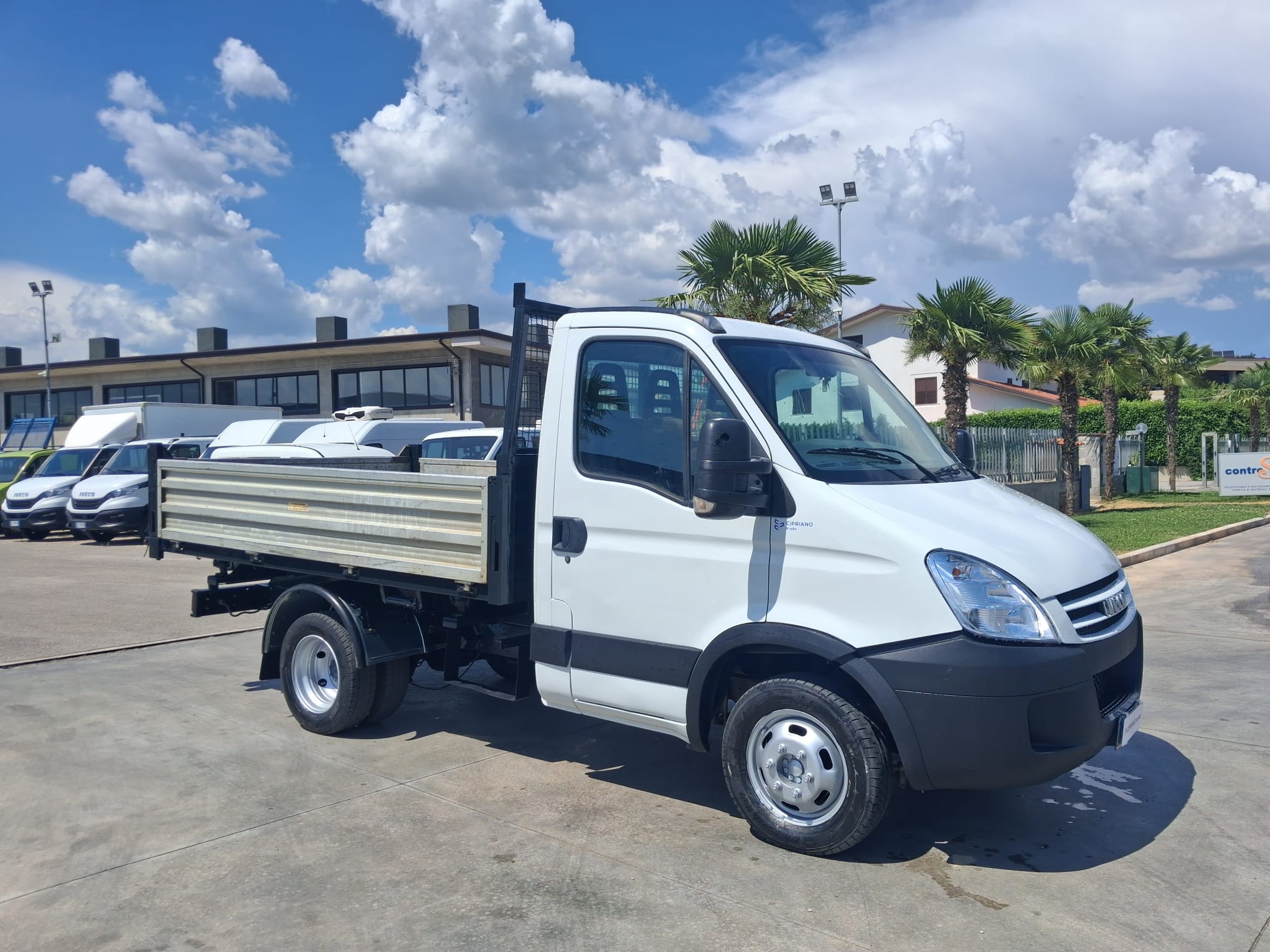 Iveco Daily RIBALTABILE TRILATERALE - immagine 8