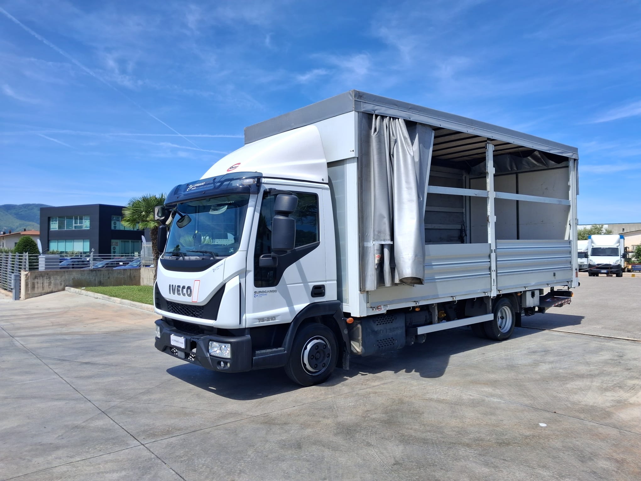 Iveco Eurocargo 75e21 CENTINA ALZA E ABBASSA CON SPONDA - immagine 11
