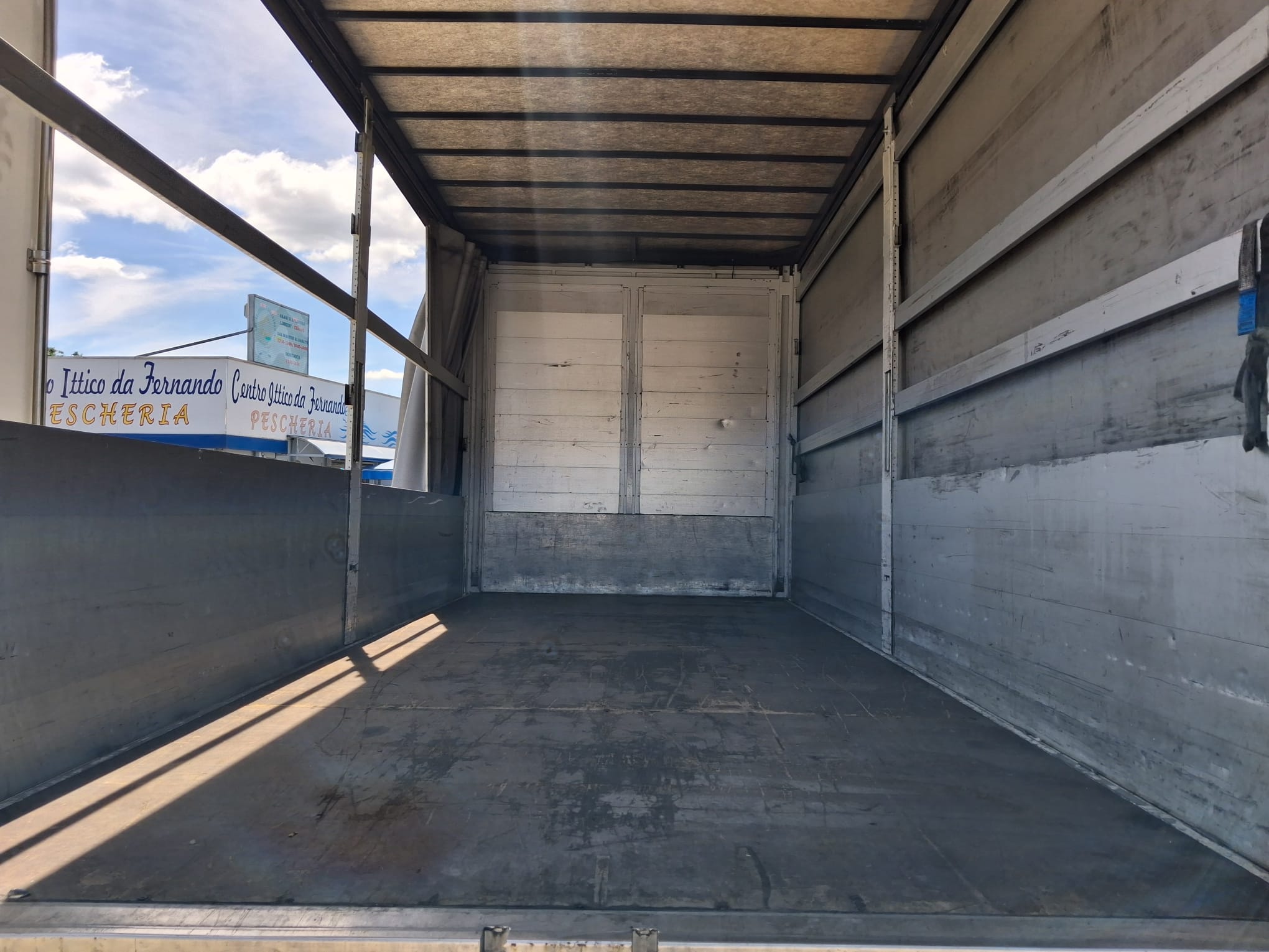 Iveco Eurocargo 75e21 CENTINA ALZA E ABBASSA CON SPONDA - immagine 17