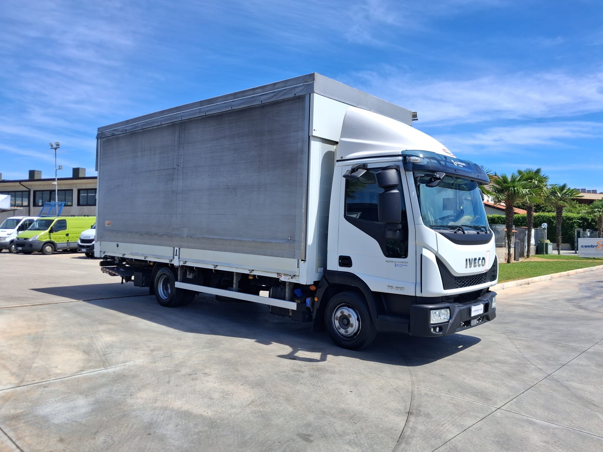 Iveco Eurocargo 75e21 CENTINA ALZA E ABBASSA CON SPONDA - immagine 5