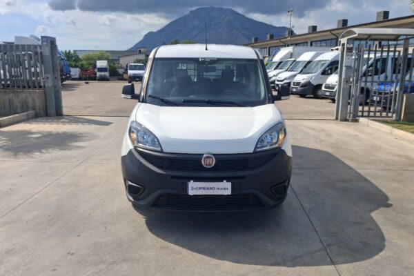 Fiat Doblò AUTOCARRO 5 POSTI PARI AL NUOVO - immagine 5