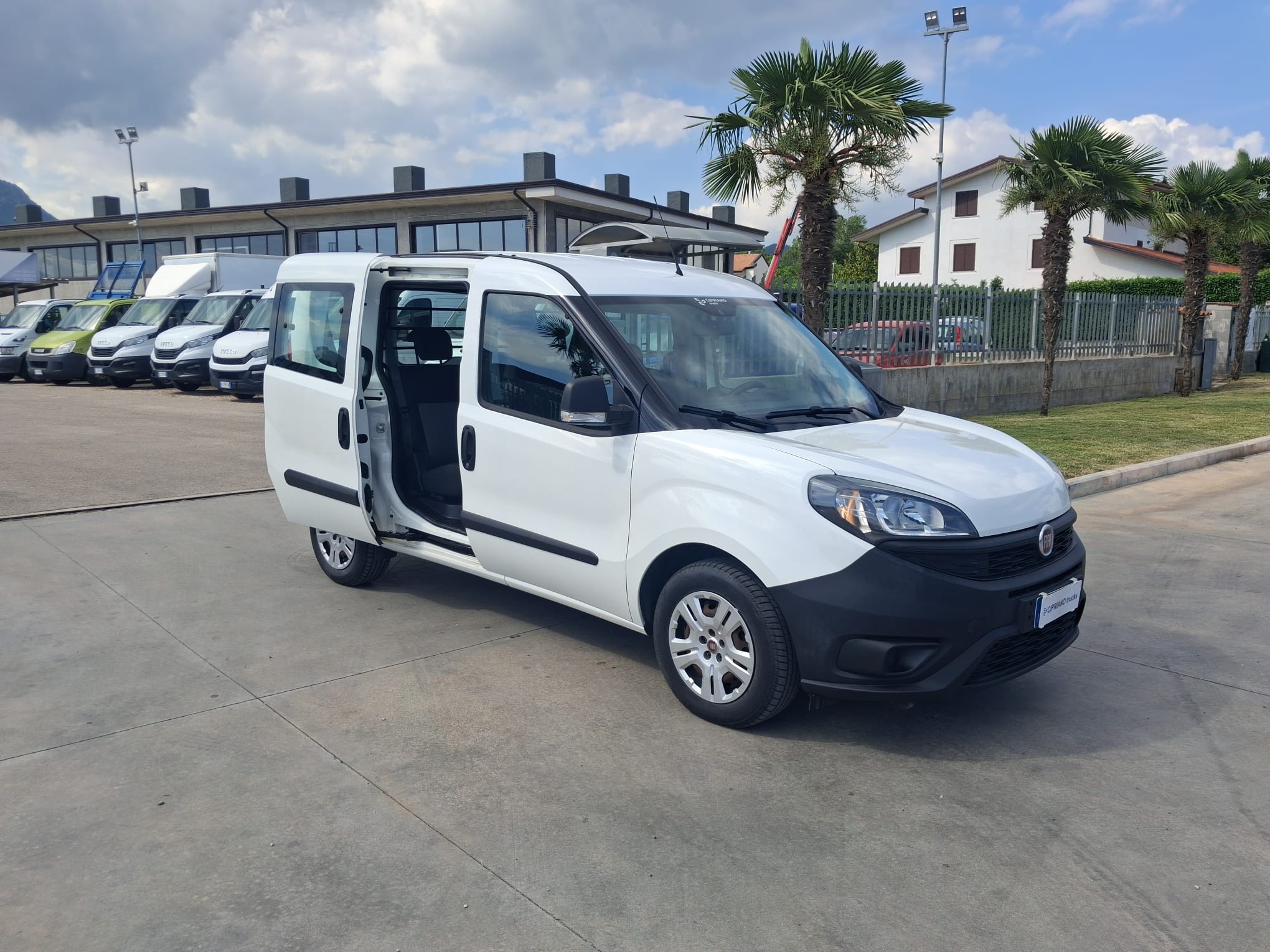 Fiat Doblò AUTOCARRO 5 POSTI PARI AL NUOVO - immagine 6