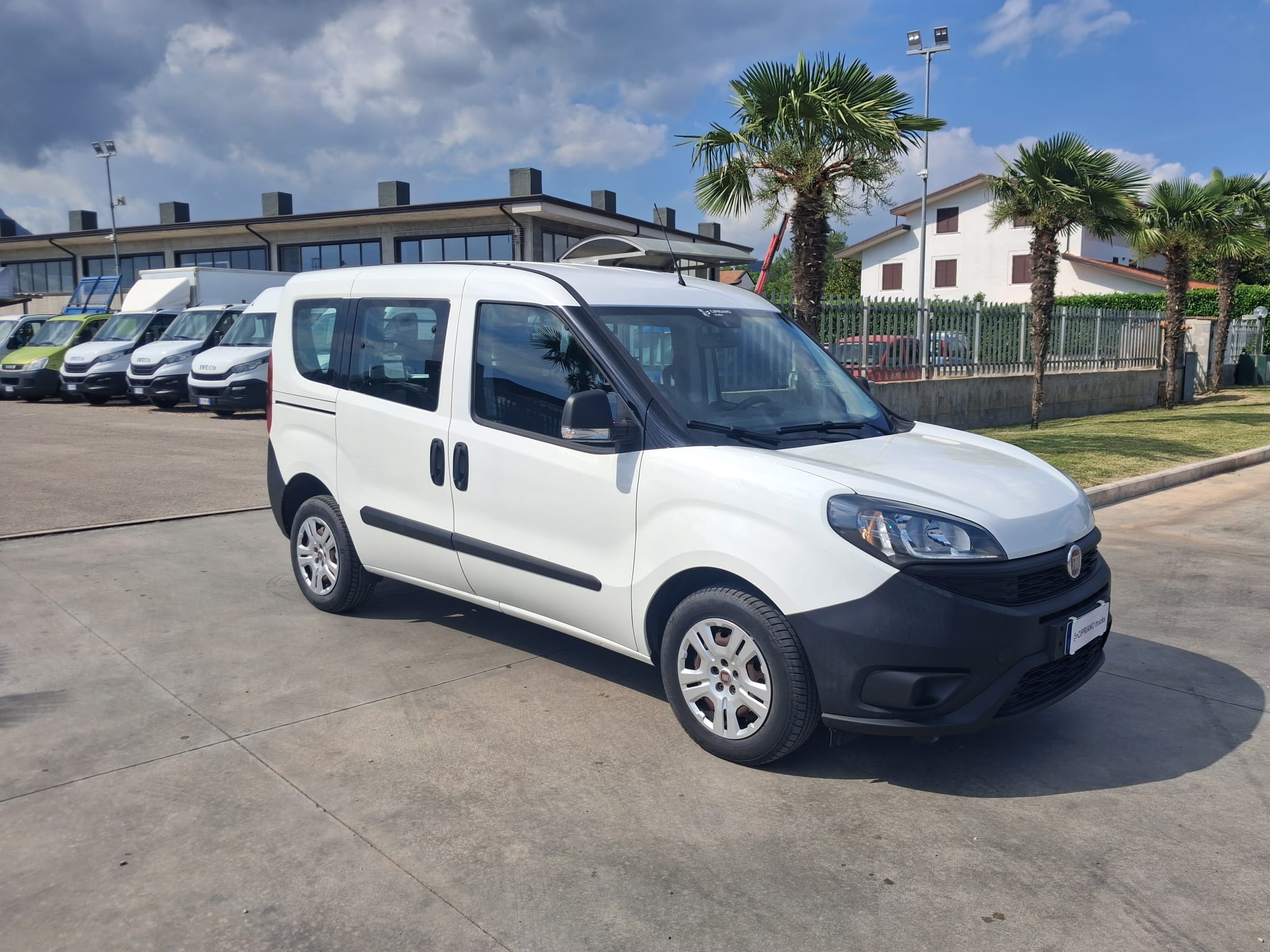 Fiat Doblò AUTOCARRO 5 POSTI PARI AL NUOVO - immagine 12