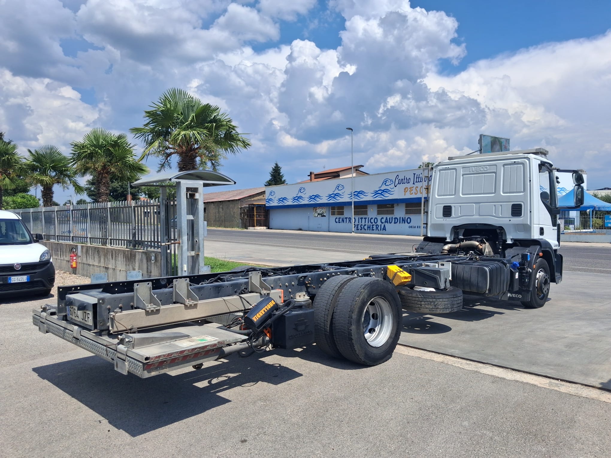 Iveco Eurocargo 140e22 TELAIO EURO 6 - immagine 11
