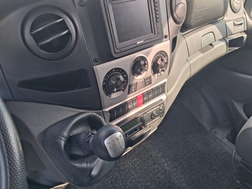Iveco Daily 60c17 BOX E SPONDA - ANCHE CARROATTREZZI