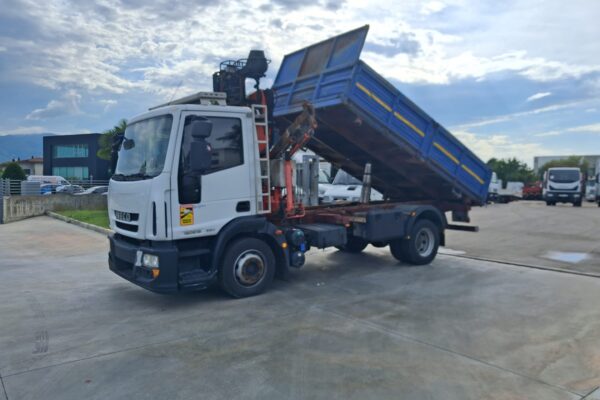 Iveco Eurocargo 120e18 RIBALTABILE E GRU CARICATRICE - immagine 11