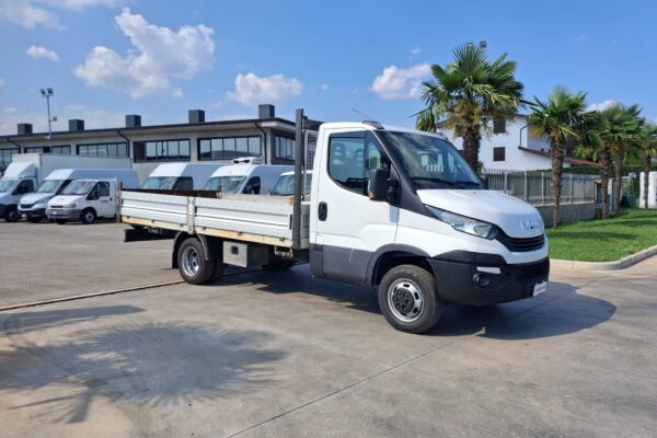 Iveco Daily 35c14 CASSONE FISSO - immagine 2