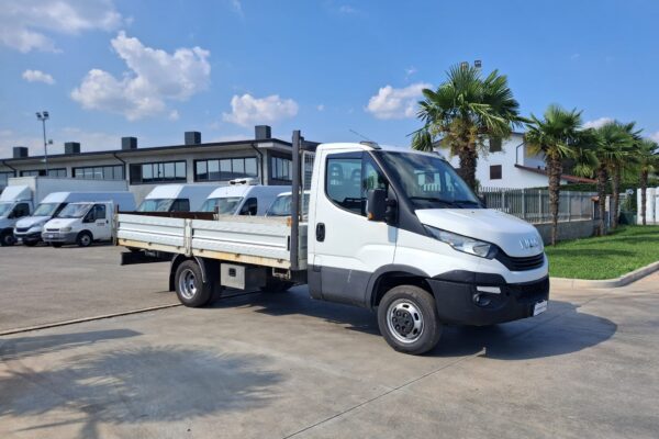 Iveco Daily 35c14 CASSONE FISSO - immagine 3