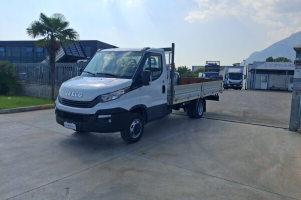Iveco Daily 35c14 CASSONE FISSO - immagine 8