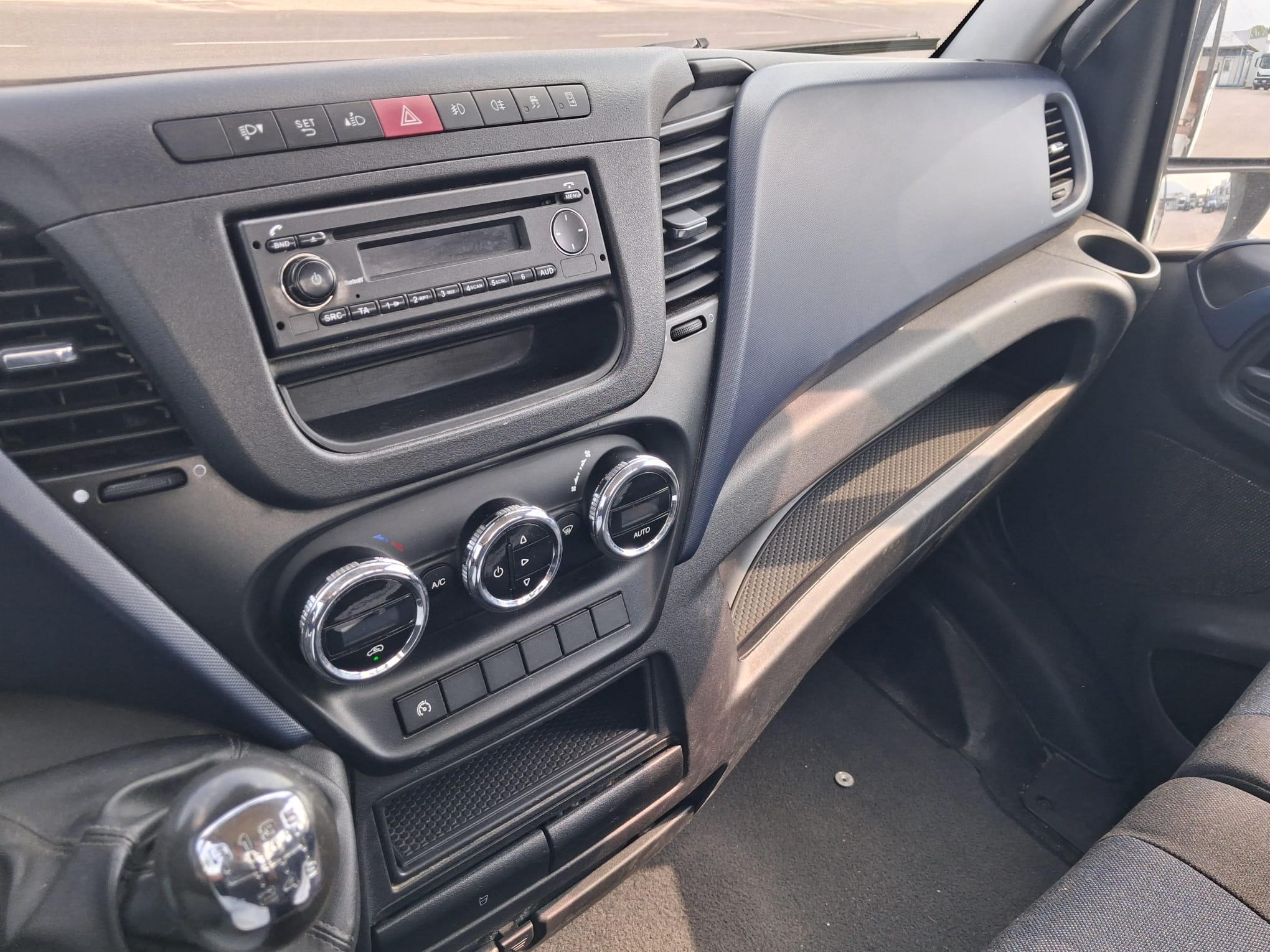 Iveco Daily 35c14 CASSONE FISSO - immagine 10