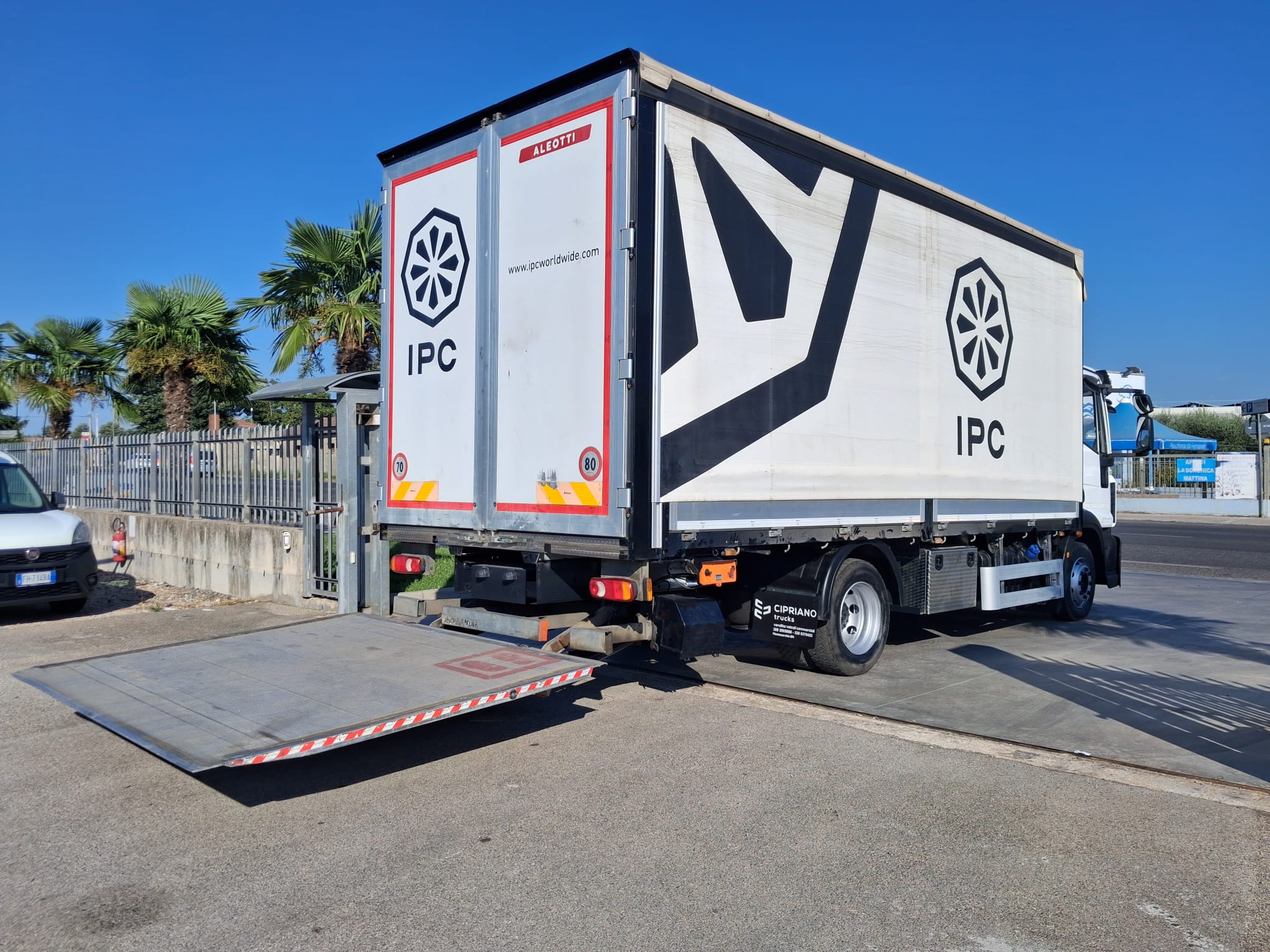 Iveco Eurocargo 120e25 CENTINA E SPONDA EURO 6 - immagine 16