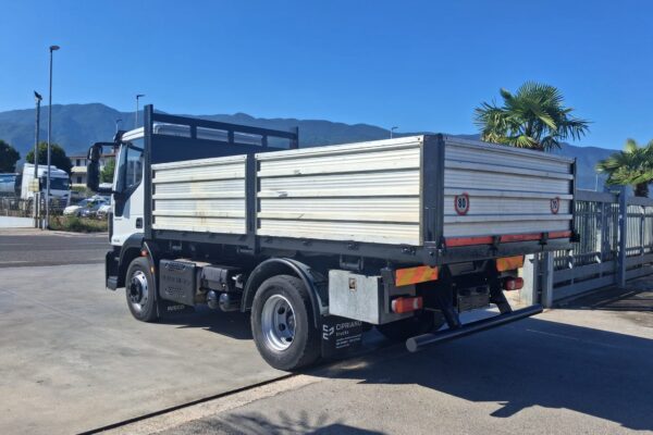 Iveco Eurocargo 140e22 RIBALTABILE CAMBIO 8 MARCE - immagine 6
