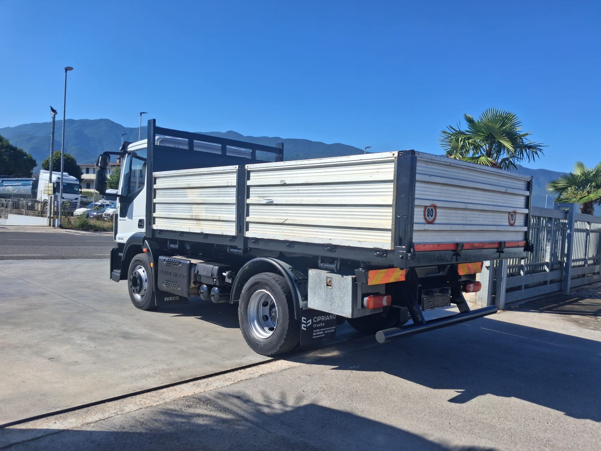 Iveco Eurocargo 140e22 RIBALTABILE CAMBIO 8 MARCE - immagine 7