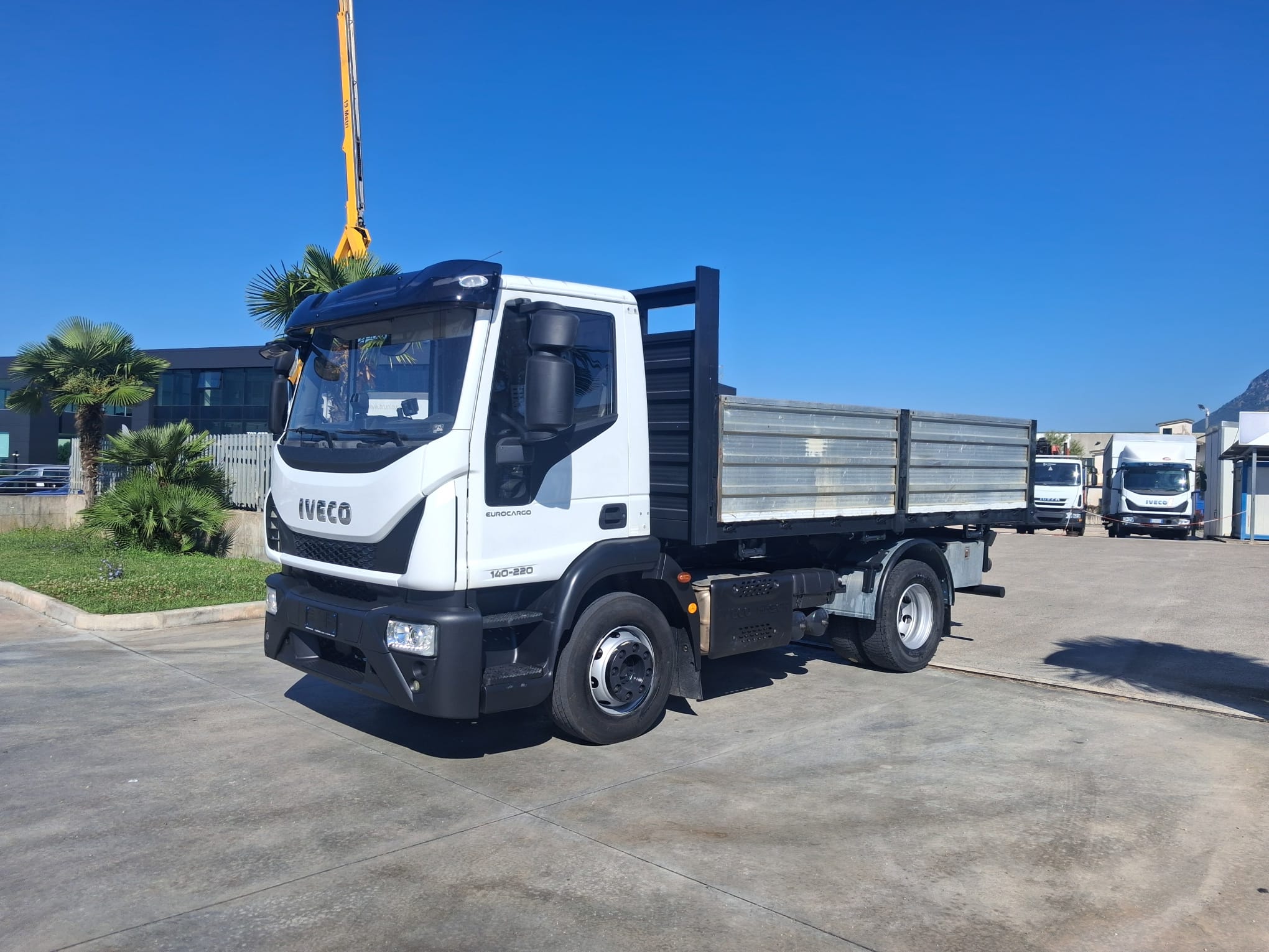 Iveco Eurocargo 140e22 RIBALTABILE CAMBIO 8 MARCE - immagine 8