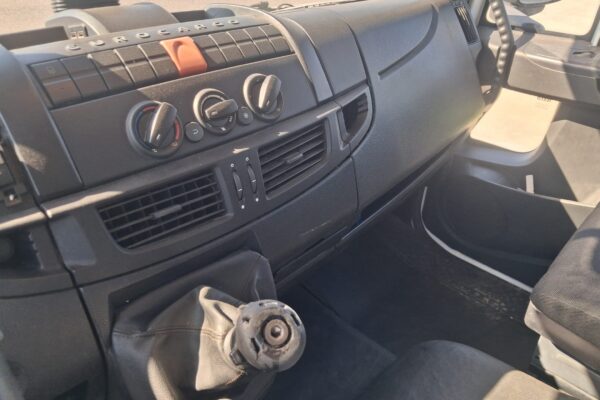 Iveco Eurocargo 140e22 RIBALTABILE CAMBIO 8 MARCE - immagine 19