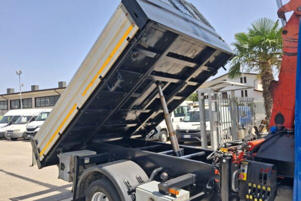 Iveco Daily 65c18 RIBALTABILE E GRU PALFINGER - immagine 15